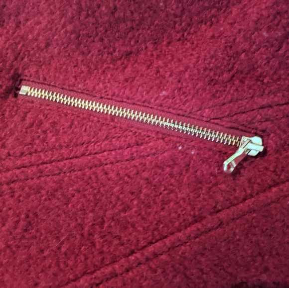 Asymmetrical Red Guess Coat ๐ฏ - Picture 5 of 9